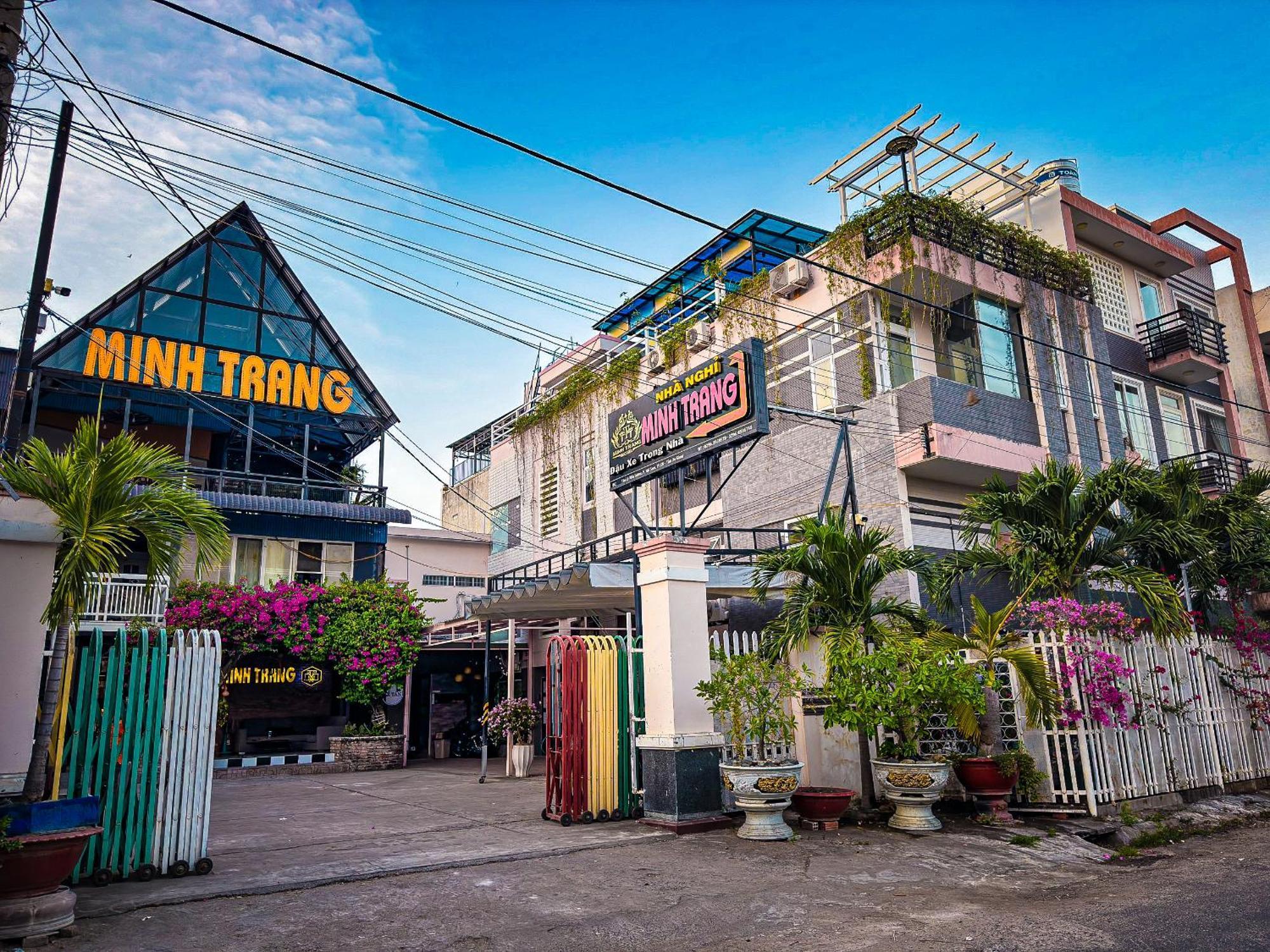 צ'או דוק Minh Trang Motel מראה חיצוני תמונה